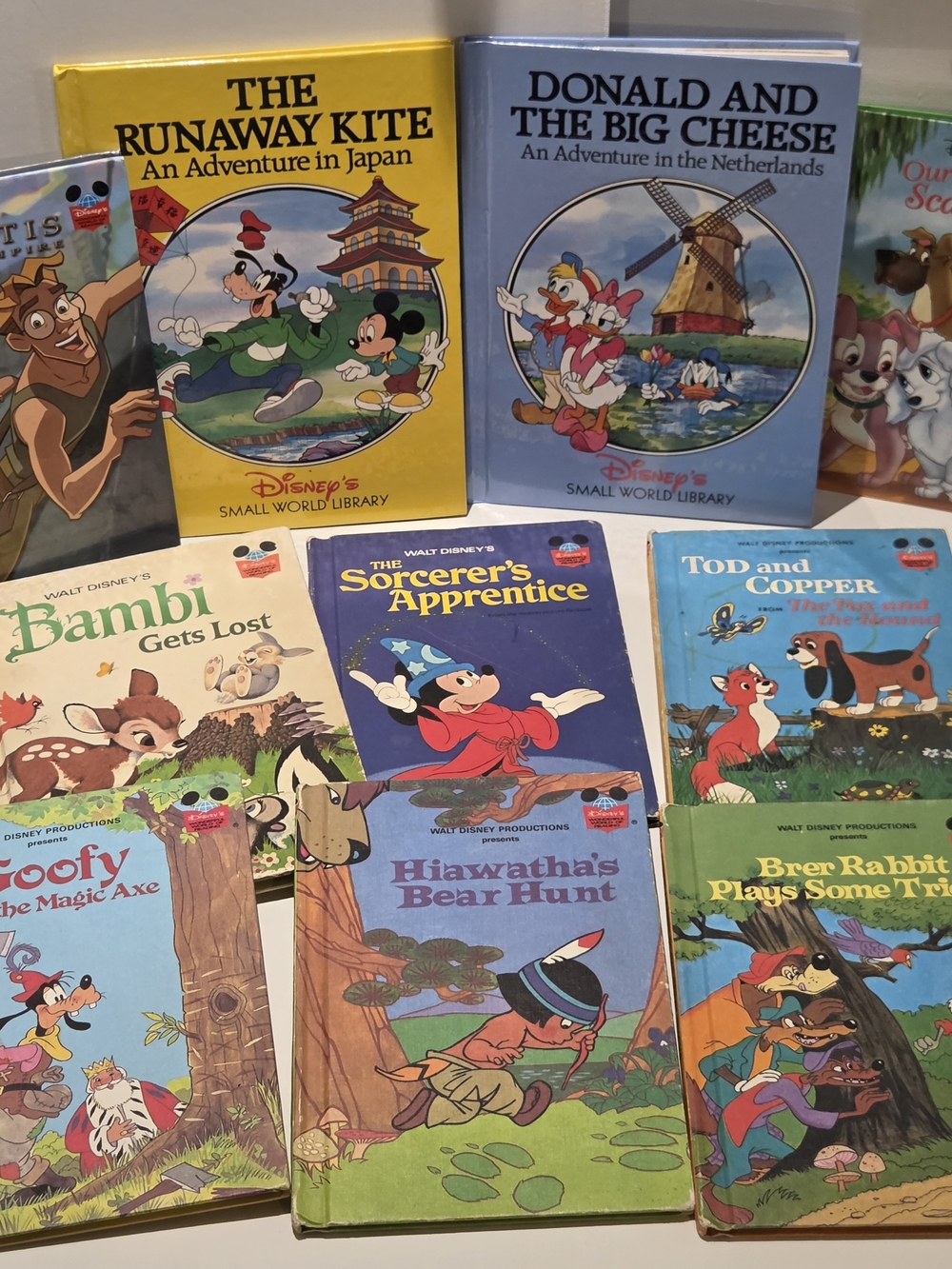 Disney Books Vintage Hardcover Wonderful World Of Reading 70s 80s 90s Mickey